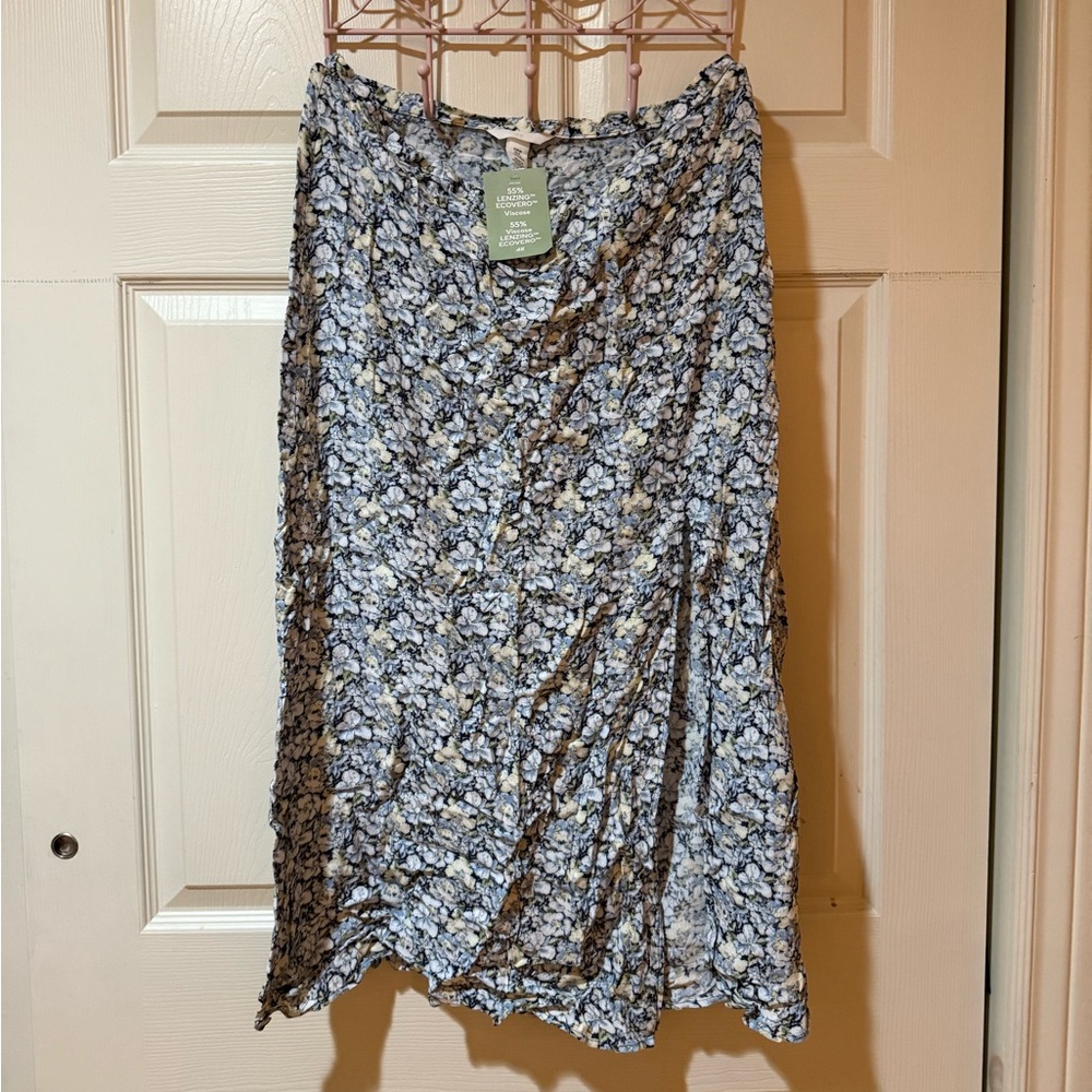 H&M Blue Floral Maxi Skirt